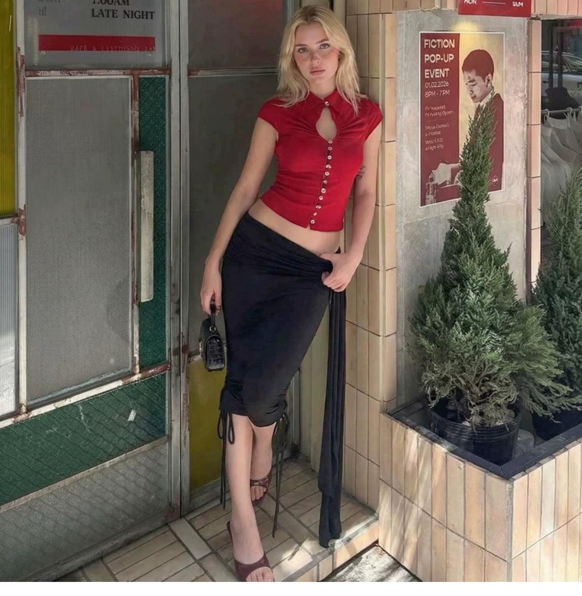 Collarless open-front single-button short-sleeved T-shirt for women, suitable for all seasons, slim-fitting, pure color, trendy, perfect for cool girls.