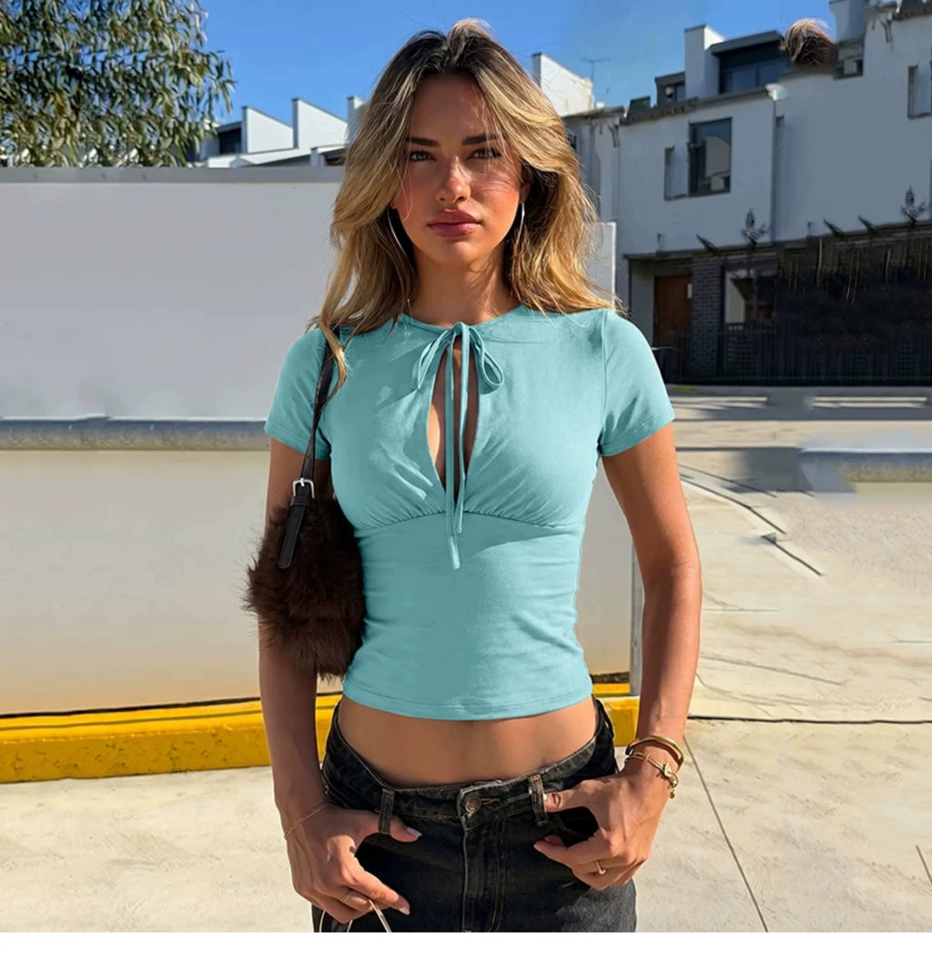 Summer versatile and sexy strapless sheer short-sleeved T-shirt for women, featuring a bold and edgy style, suitable for a tough and confident look, and a slim-fitting design that makes the figure look slimmer and more stylish.