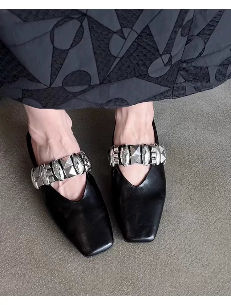 Sheepskin version ~ Versatile high-heel metal black beanie shoes for women, one-piece leather wedge square toe half-toe slippers
