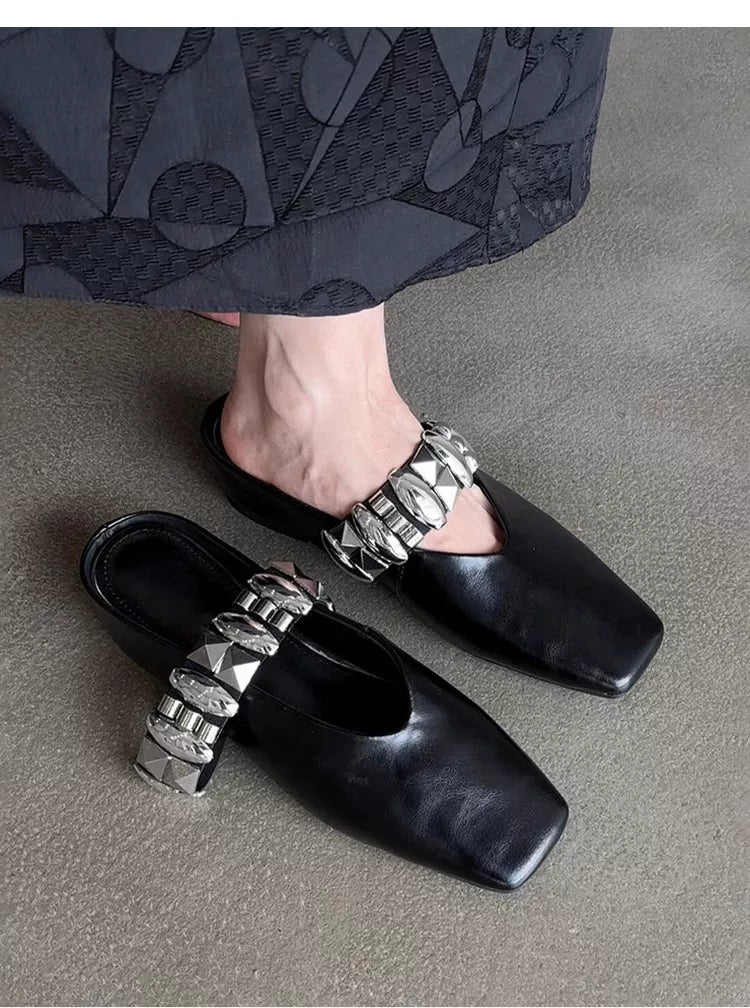 Sheepskin version ~ Versatile high-heel metal black beanie shoes for women, one-piece leather wedge square toe half-toe slippers