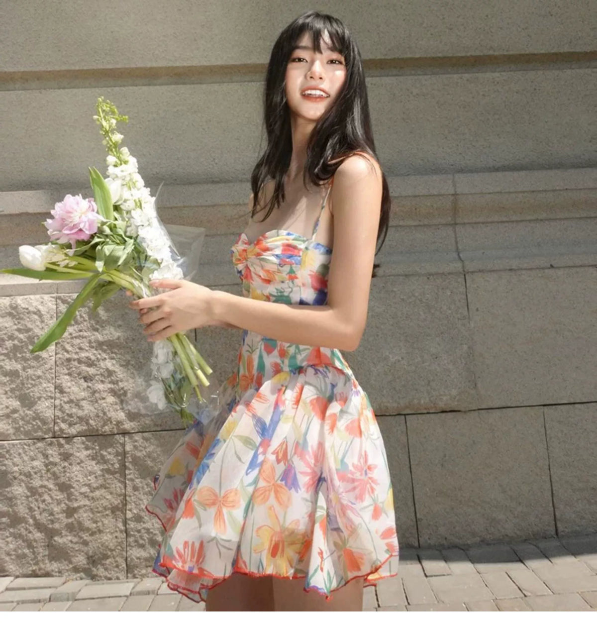 French-style sweet-colored floral halter dress for women, 2026 high-waisted slimming A-line pleated skirt design