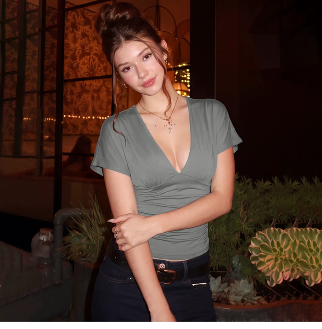 Summer versatile and sexy V-neck short-sleeved T-shirt for women with pleated high-waist and slim-fitting design, perfect for a bold and stylish look.