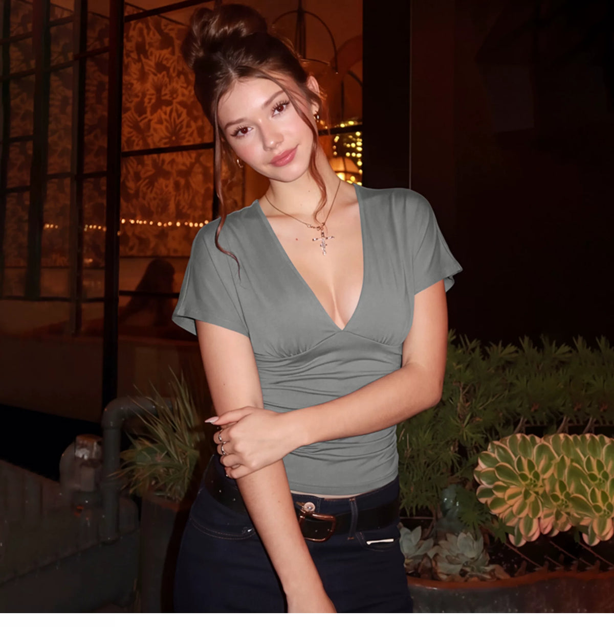 Summer versatile and sexy V-neck short-sleeved T-shirt for women with pleated high-waist and slim-fitting design, perfect for a bold and stylish look.