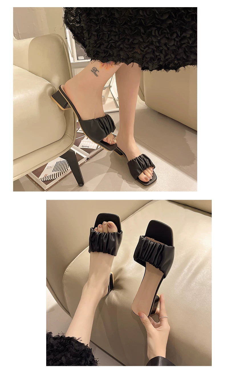 Round-toe thick-soled summer new style fashionable and versatile pleated wedge flip-flop shoes for women to wear outside.