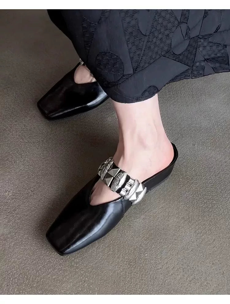 Sheepskin version ~ Versatile high-heel metal black beanie shoes for women, one-piece leather wedge square toe half-toe slippers