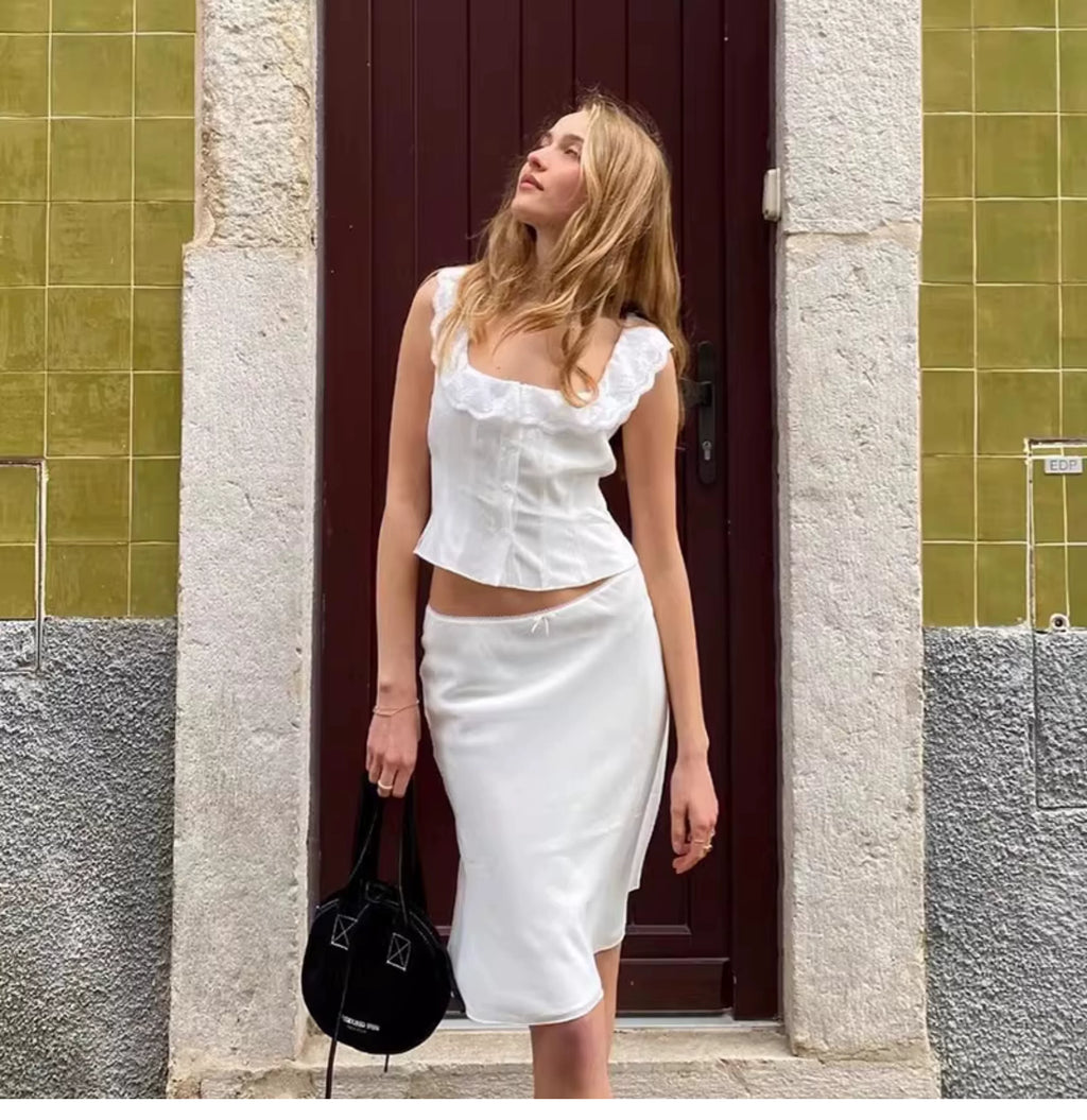 Summer lace-trimmed ruched V-neck single-button top with zipper high-waisted midi skirt - fashionable two-piece set for women